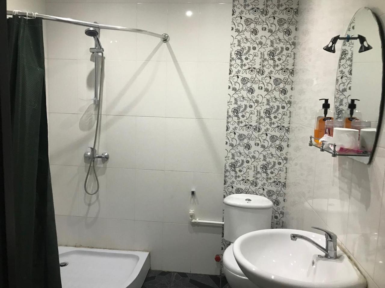 Hotel Monaco Тбилиси Экстерьер фото
